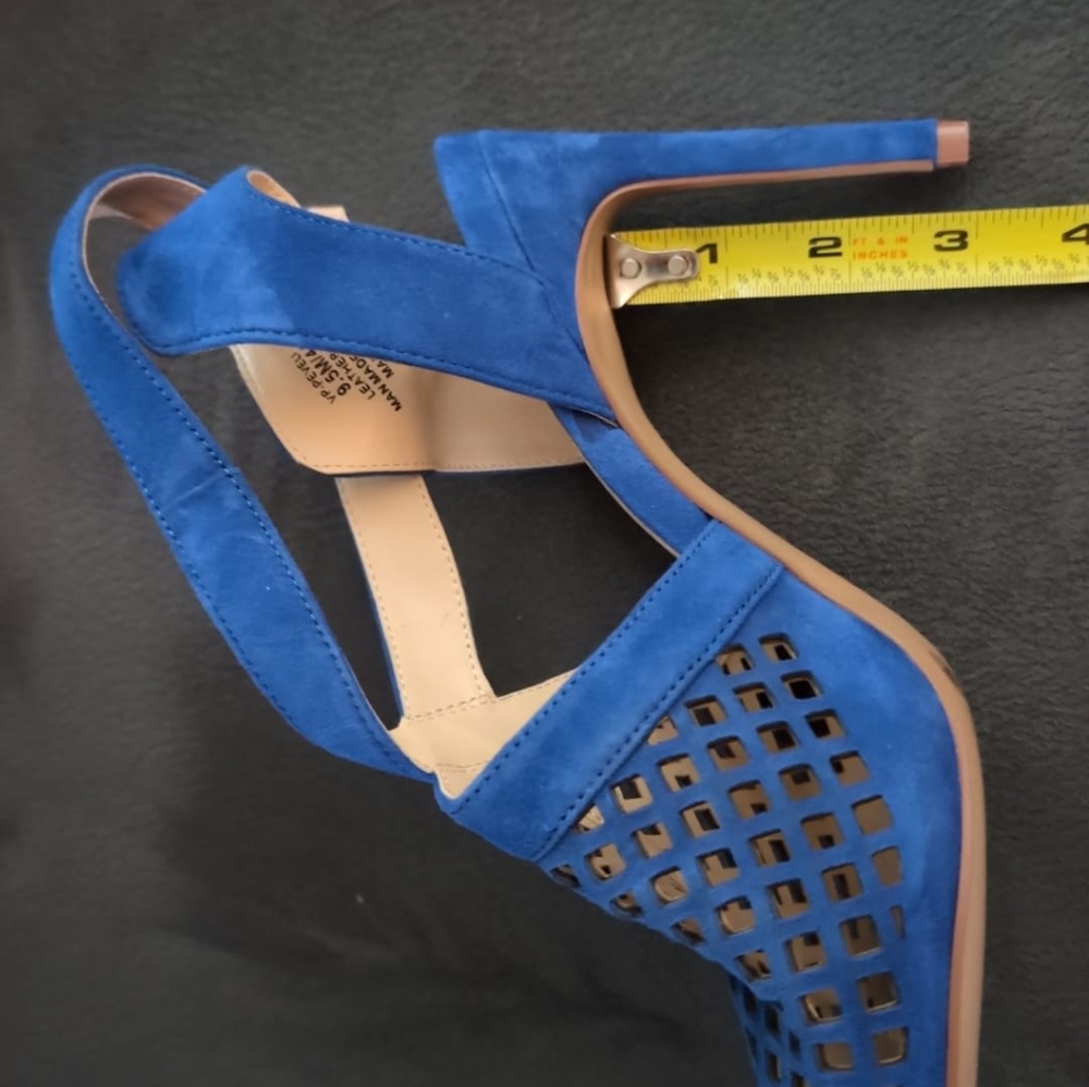 Sandals - Picture 4 of 5